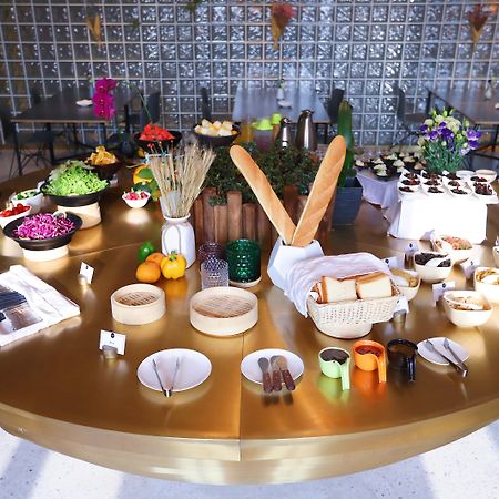 Pace Hotel Suzhou Renmin Branch Bagian luar foto